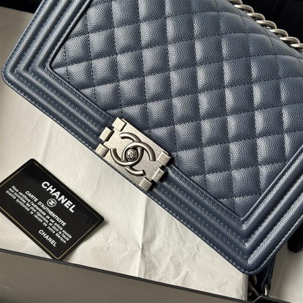 2026127214239607 700